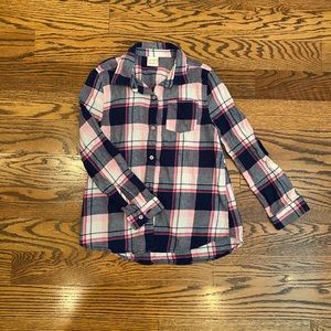Big girls plaid flannel ~pink and navy💕💙